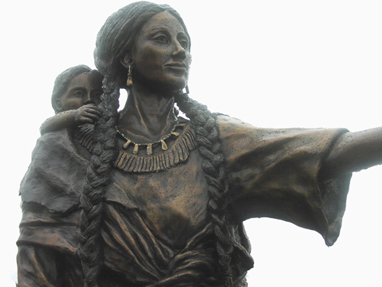 photo of bronze statue of Sacagawea
